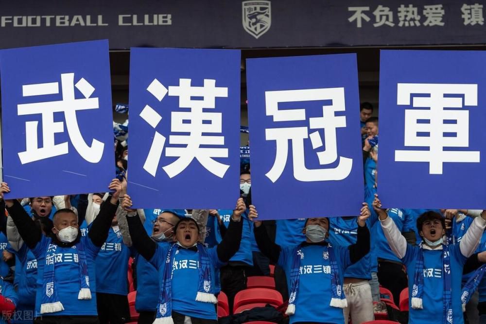 同时，影片中普通人身上散发出来的勇气、魄力、坚持和迎难而上的信念，在疫情阴霾笼罩的当下，也能给所有在困境中的人们，带去治愈和鼓舞人心的力量
